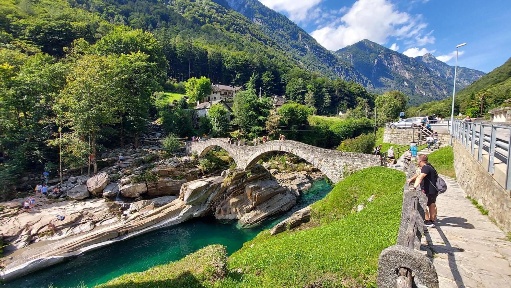 I Viaggi Del Lea Hotell Cadenazzo Eksteriør bilde